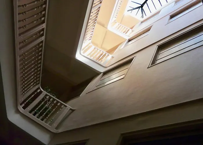 Magnolia : Superbe Deux-pieces Quartier Du Chateau *